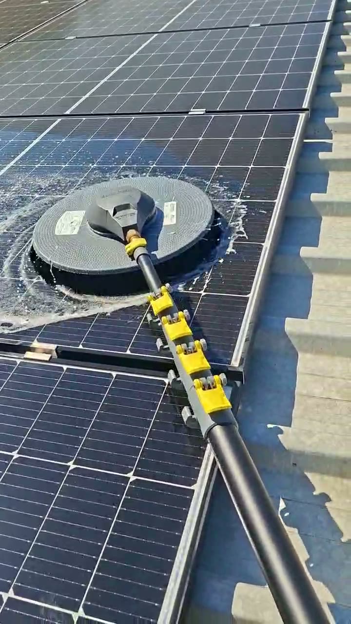 Pranje solarnih panela: koristi redovitog održavanja